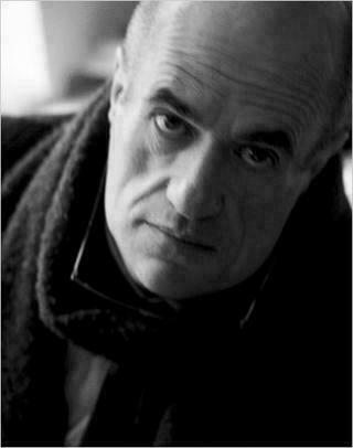 Colmtoibin Raptoresquire