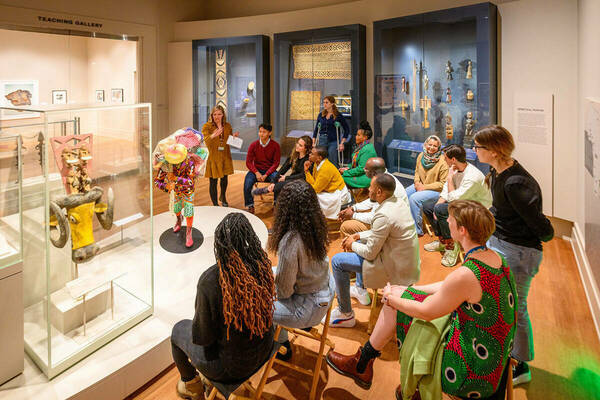 Tour in African Gallery